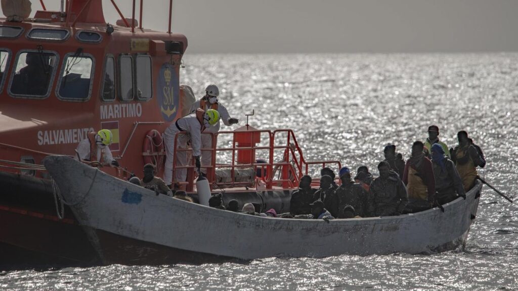 cayuco 216 migranten el hierro ankunft
