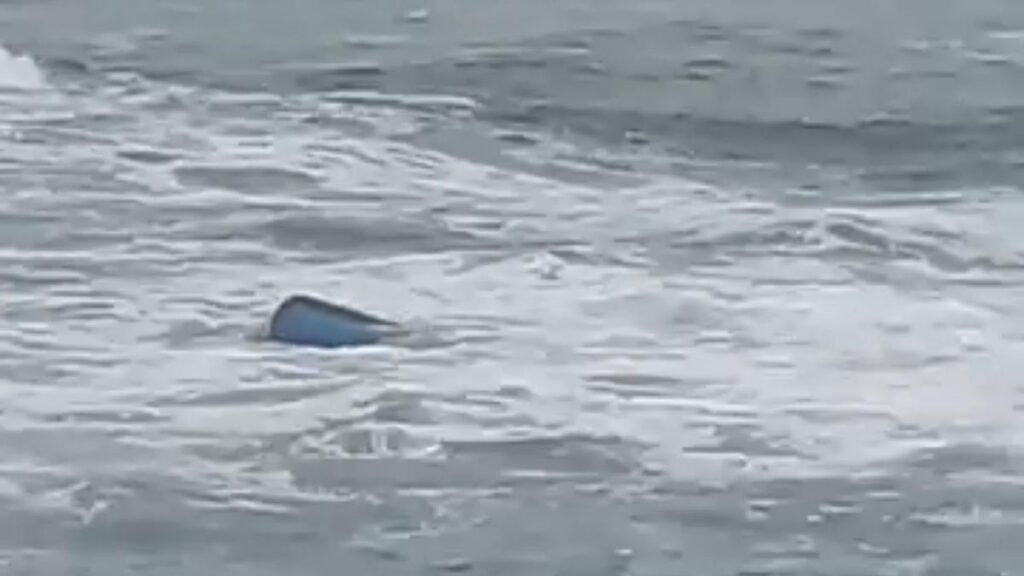 sturmwelle versenkt boot las canteras kuestenalarm