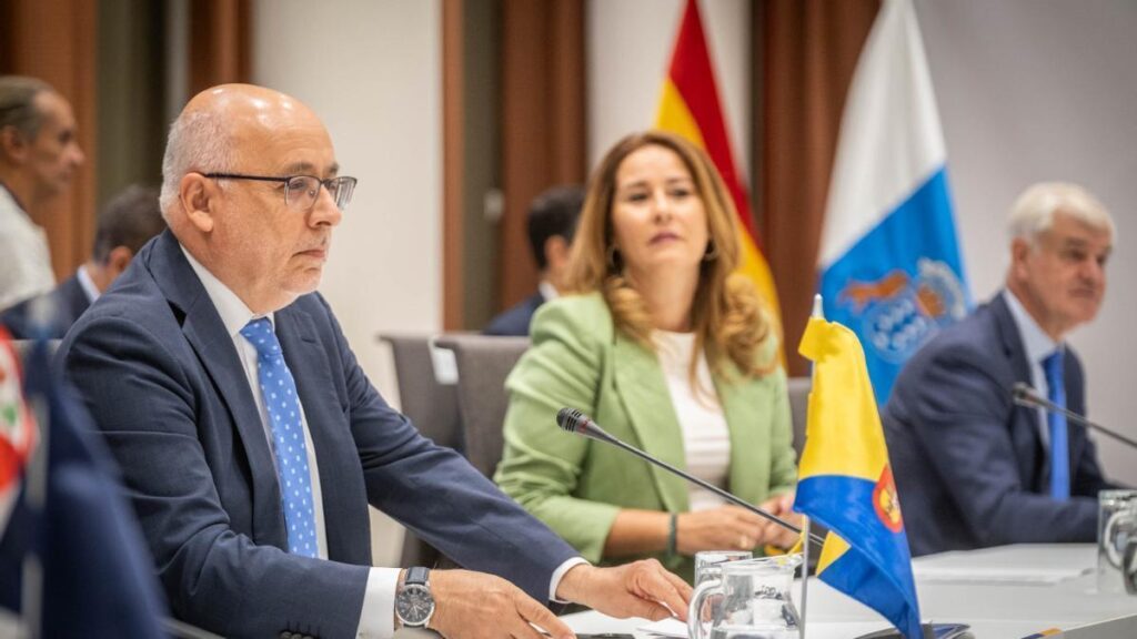 kanaren behoerden versaeumen rechnungslegung geldstopp