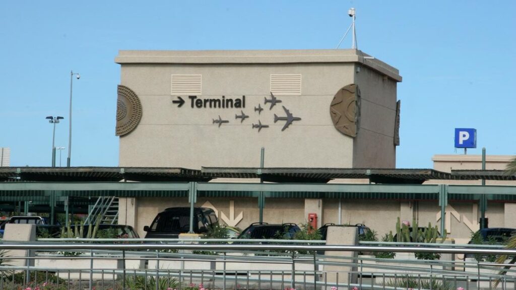 kanaren parlament fordert rabatt flughafen parken bewohner