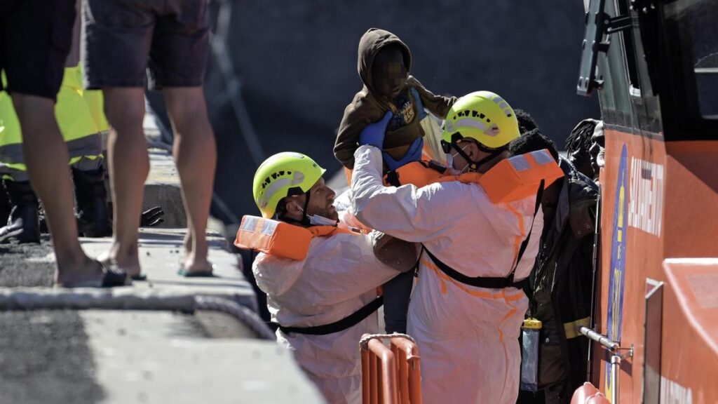 rettungseinsatz cayuco el hierro 144 menschen