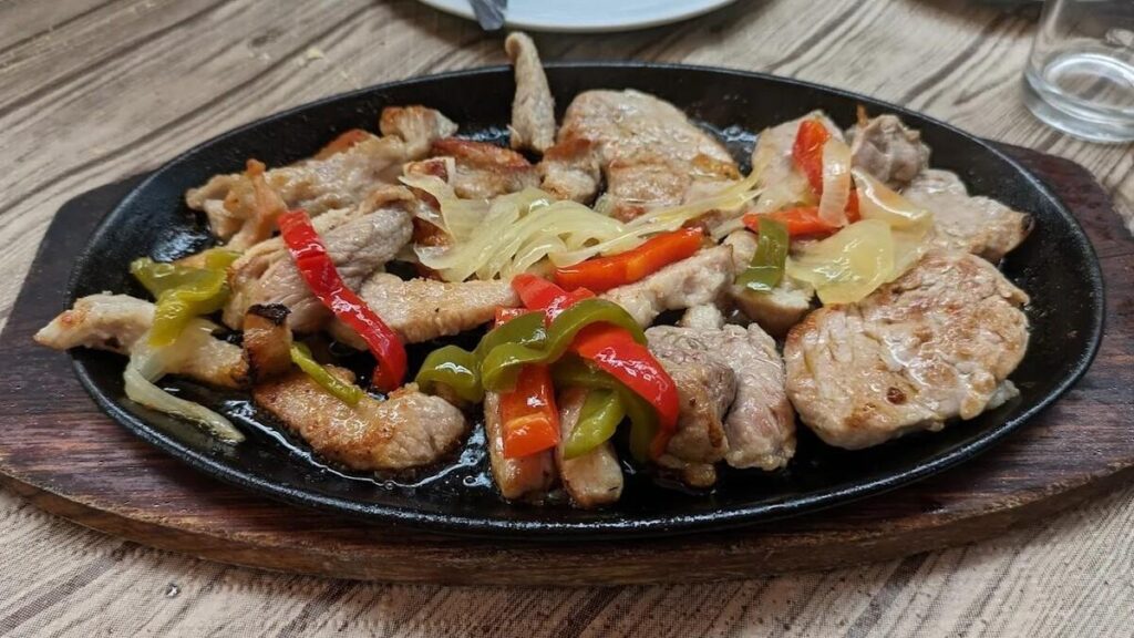 tasca la reciclada restaurant la laguna teneriffa