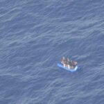 migrantenrettung lanzarote schlauchboot krankenhaus