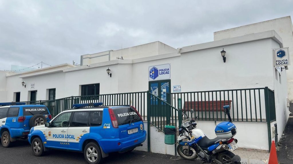 polizei rettet baby lanzarote tinajo