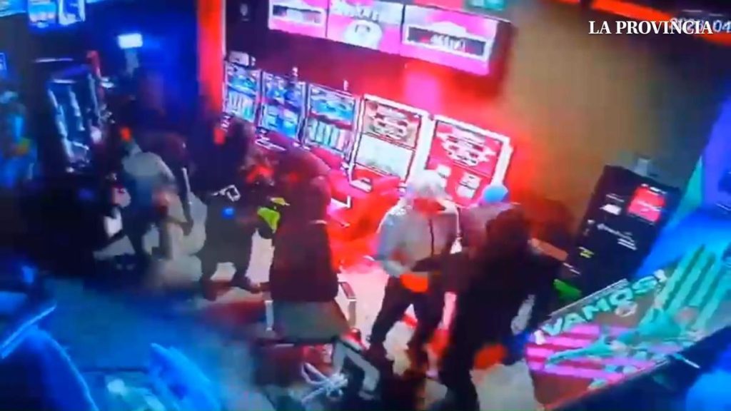 ueberfall spielhalle telde verwuestung