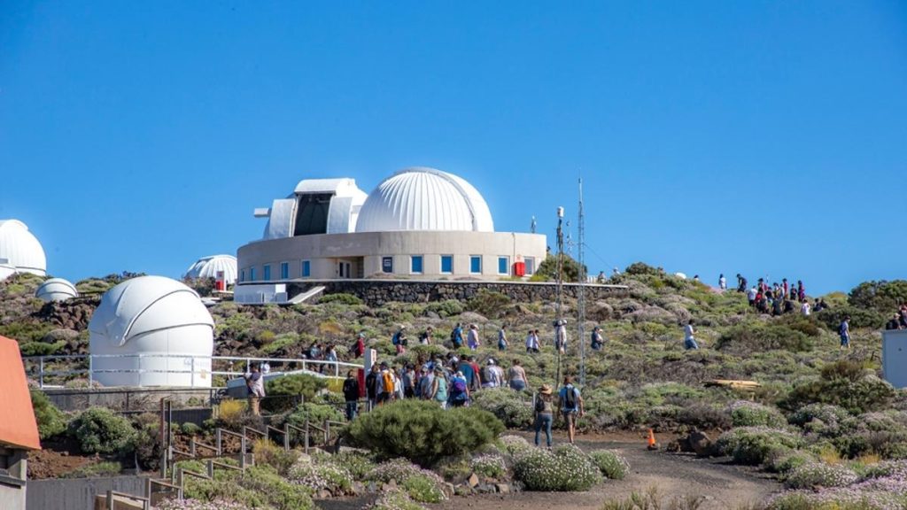 ttt4 teleskop teneriffa erstes licht sombrero galaxie
