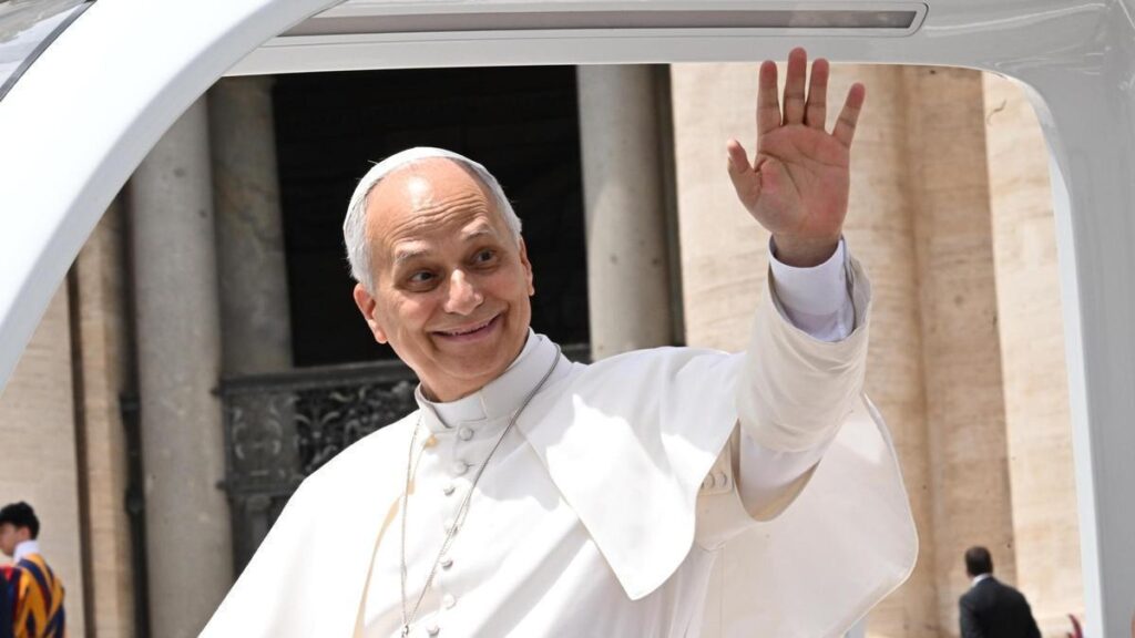 papstbesuch teneriffa pizza vaticana