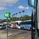 chaos am flughafen zoff um neue zugangsregeln fuer busse