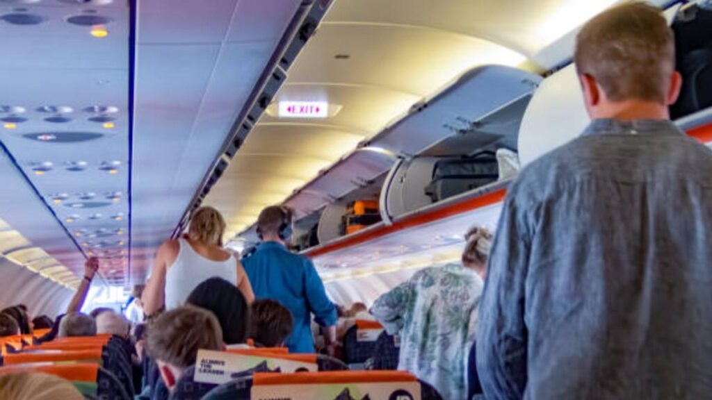 massenschlaegerei easyjet umkehr teneriffa