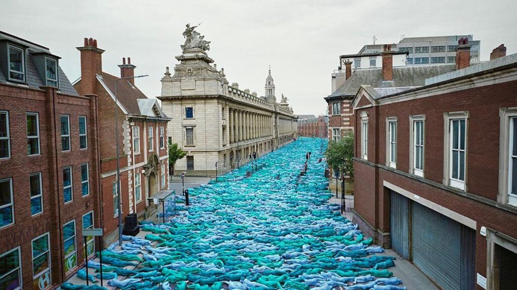 spencer tunick gran canaria gran spectrum