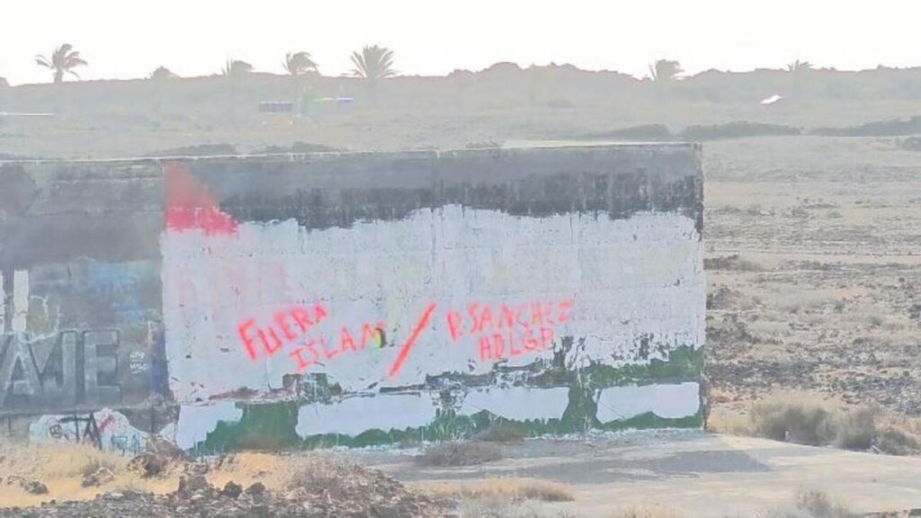 palestina mural costa teguise beschmiert