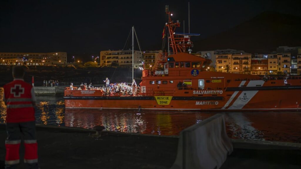cayuco el hierro 107 migranten gerettet