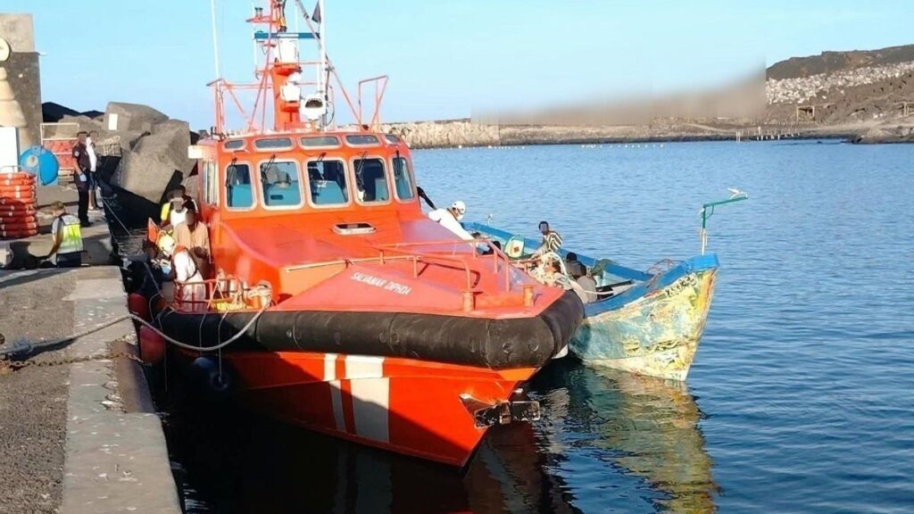 cayuco el hierro 61 migranten gerettet