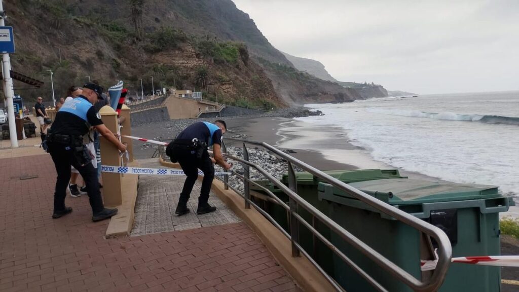 teneriffa zwei straende abwasser gesperrt